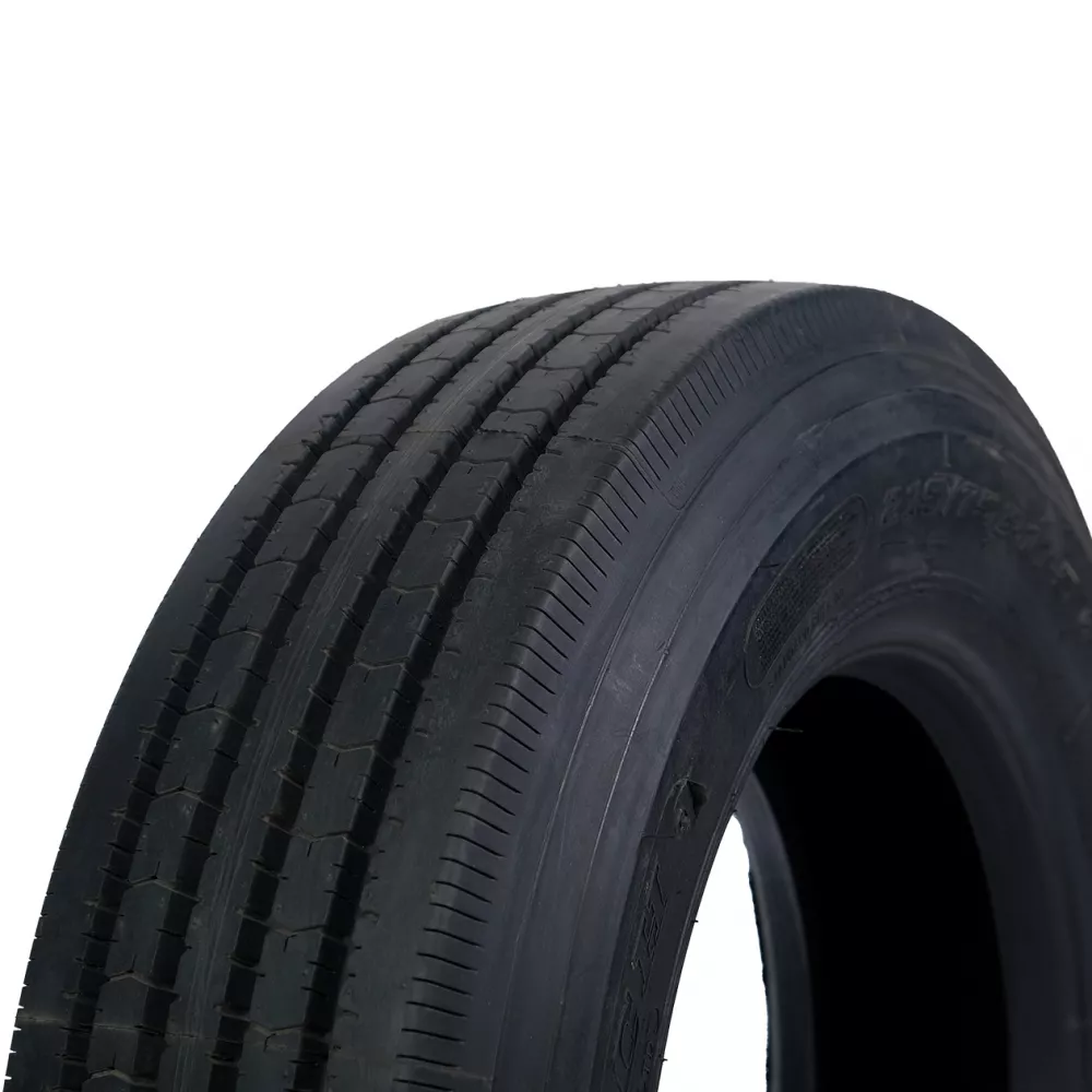 Грузовая шина 215/75 R17,5 Long March LM-216 16PR в Полевском