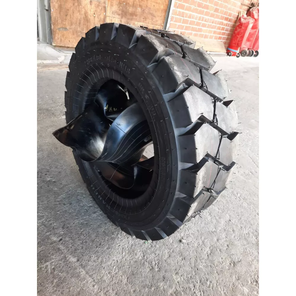 Спецшина 28х9-15 Long march S-606 16 PLY в Полевском