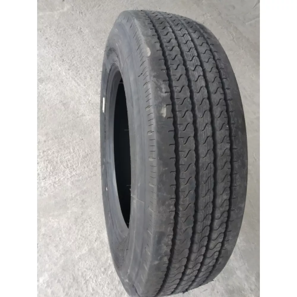 Грузовая шина 255/70 R22,5 Long March LM-120 16PR в Полевском