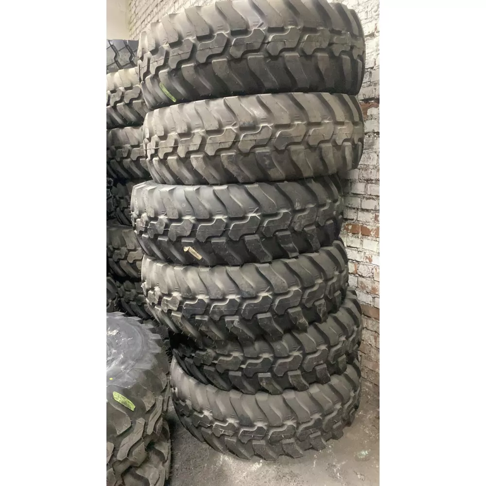 Спецшина 405/70/24 Dunlop sp t9  в Полевском